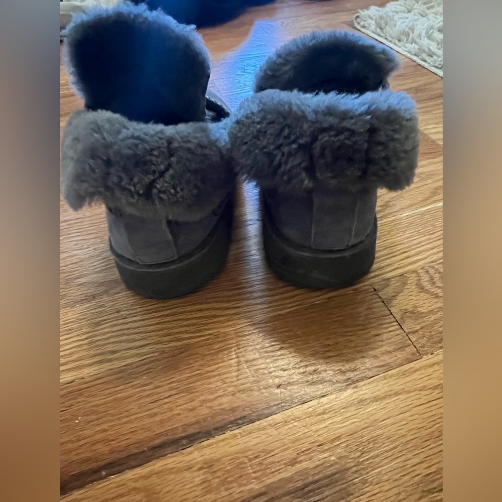 Gray Uggs - image 4